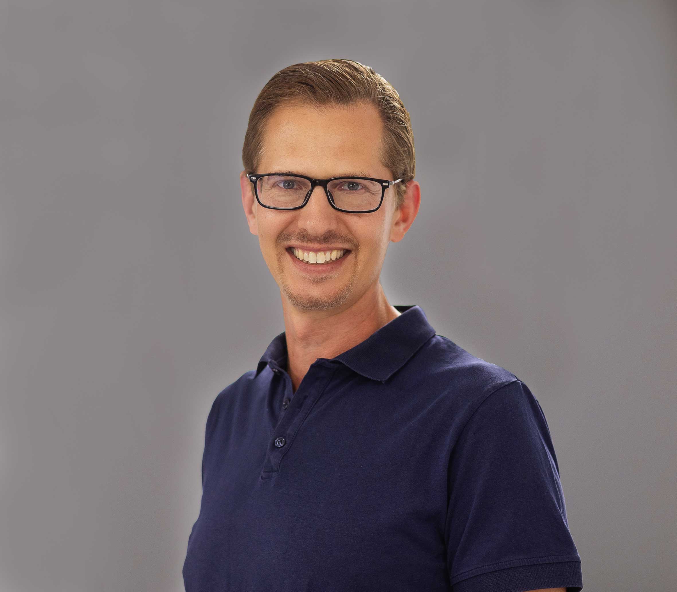 PD Dr. Dominik Bergis