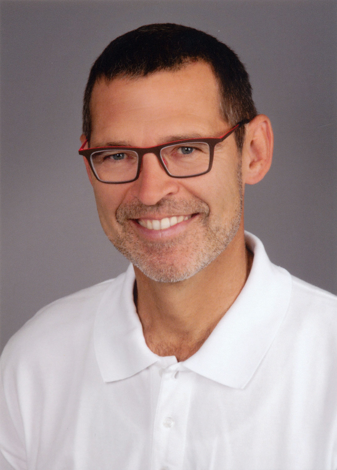 Dr. Simon Vidal